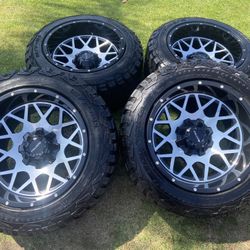 WHEELS FALCON  20x12. OFF ROAD 