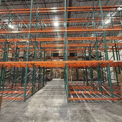 Industrial teardrop, Pallet Rack Liquidation beams Upright, Wire Deck