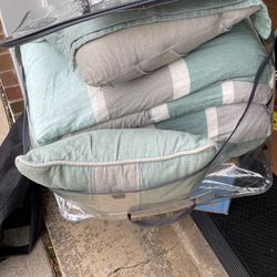 Twin twin XL bedding