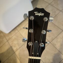 Acoustic Guitar Taylor 214ce Deluxe Black 