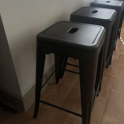 4 Metal Stools - Send An Offer 
