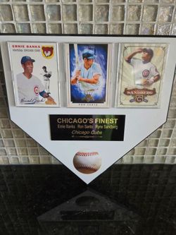 Rare Chicago Cubs Plate w/3 legend collector cards