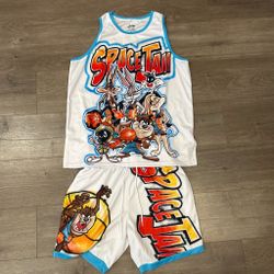 Looneytoons basketball set size medium