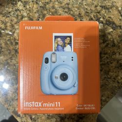 Fuji film instax mini 11 sky blue