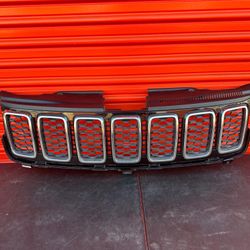2016 - 2021 Jeep Grand Cherokee Front Upper Grille w/ Chrome Mesh 6 OEM