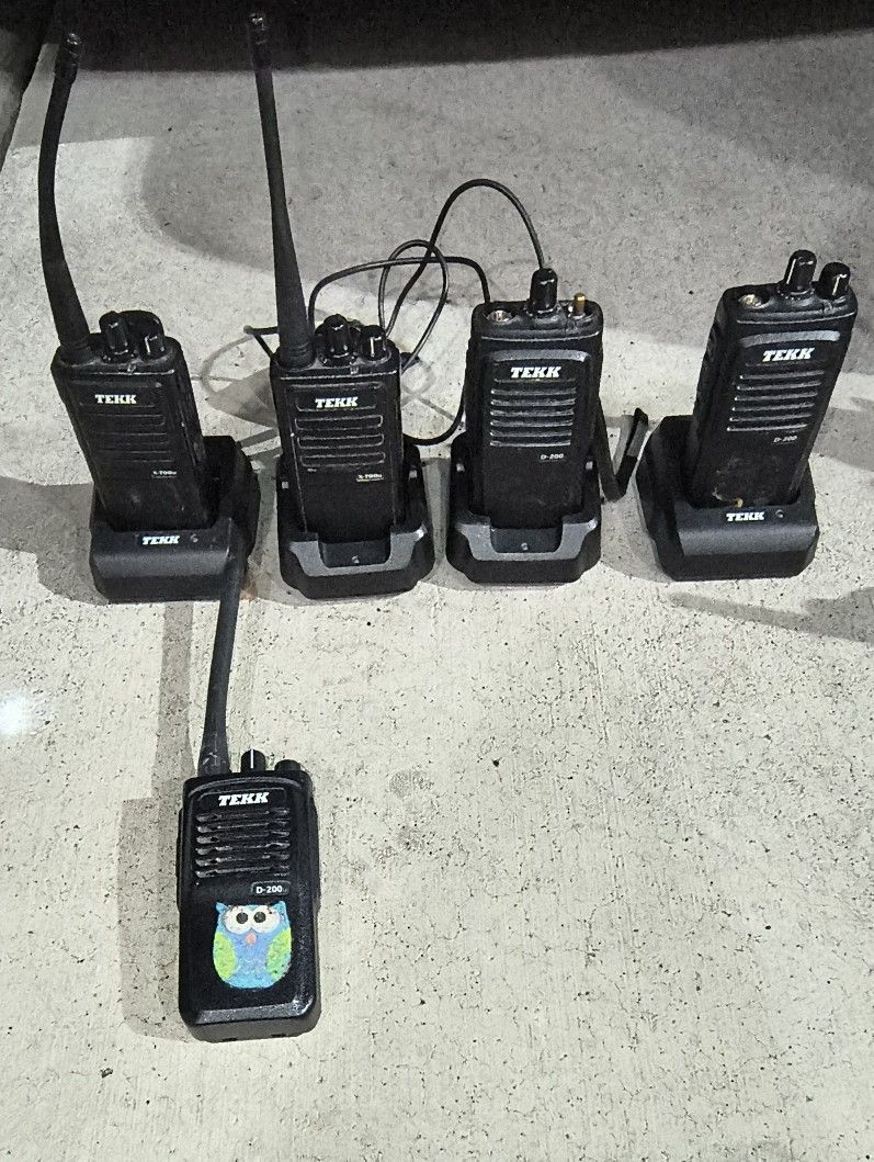 Tekk Walkie Talkies 