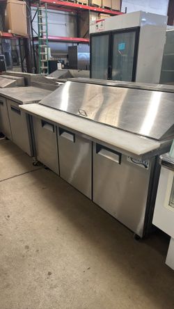 Refrigerated Sandwich Prep table