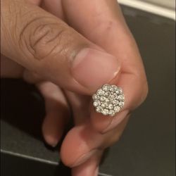 Diamond Earring Vs Stones
