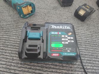 Makita DC40RA 40V Max XGT Rapid Charger