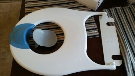 Toilet seat cover for children