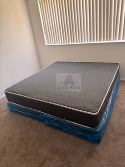 King mattress regular and box spring set (2pc - brand new)