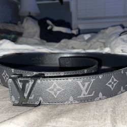 Black Louis Vuitton Belt
