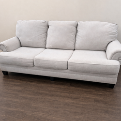 Bigger couch with delivery