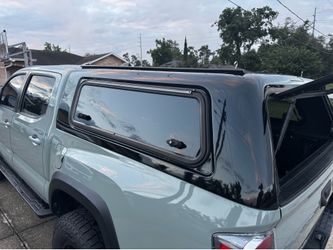 3rd gen Tacoma bed shell 5 foot