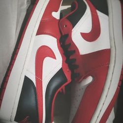 Jordan 1 Low 