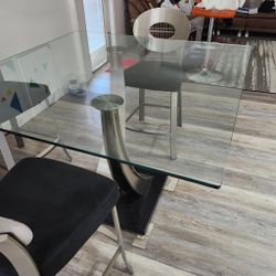 Kitchen Table 