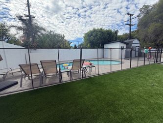 Pool fence