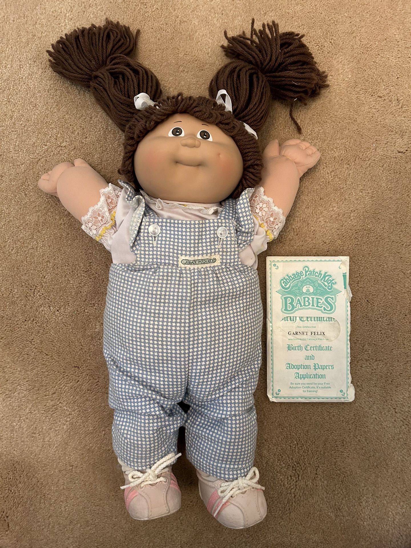 Cabbage Patch Dolls with Birth Certificates and Adoption Papers 