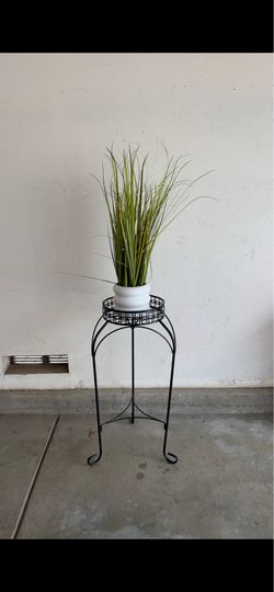 Fake planter and stand