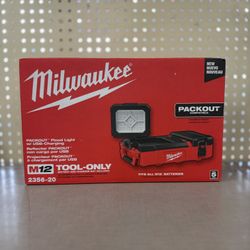 Milwaukee 2356-20 M12 PACKOUT Flood Light with USB Charging — Tool-Only