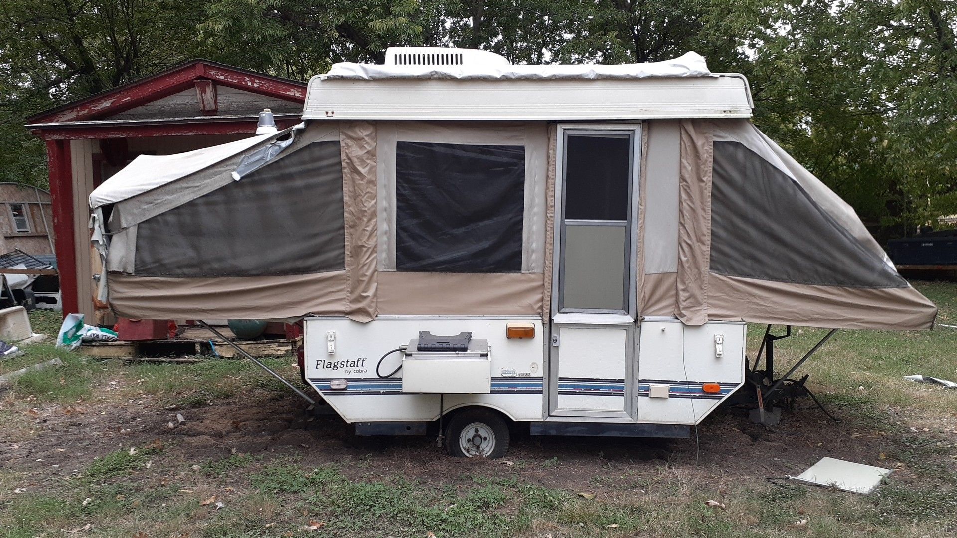 Flagstaff pop up camper