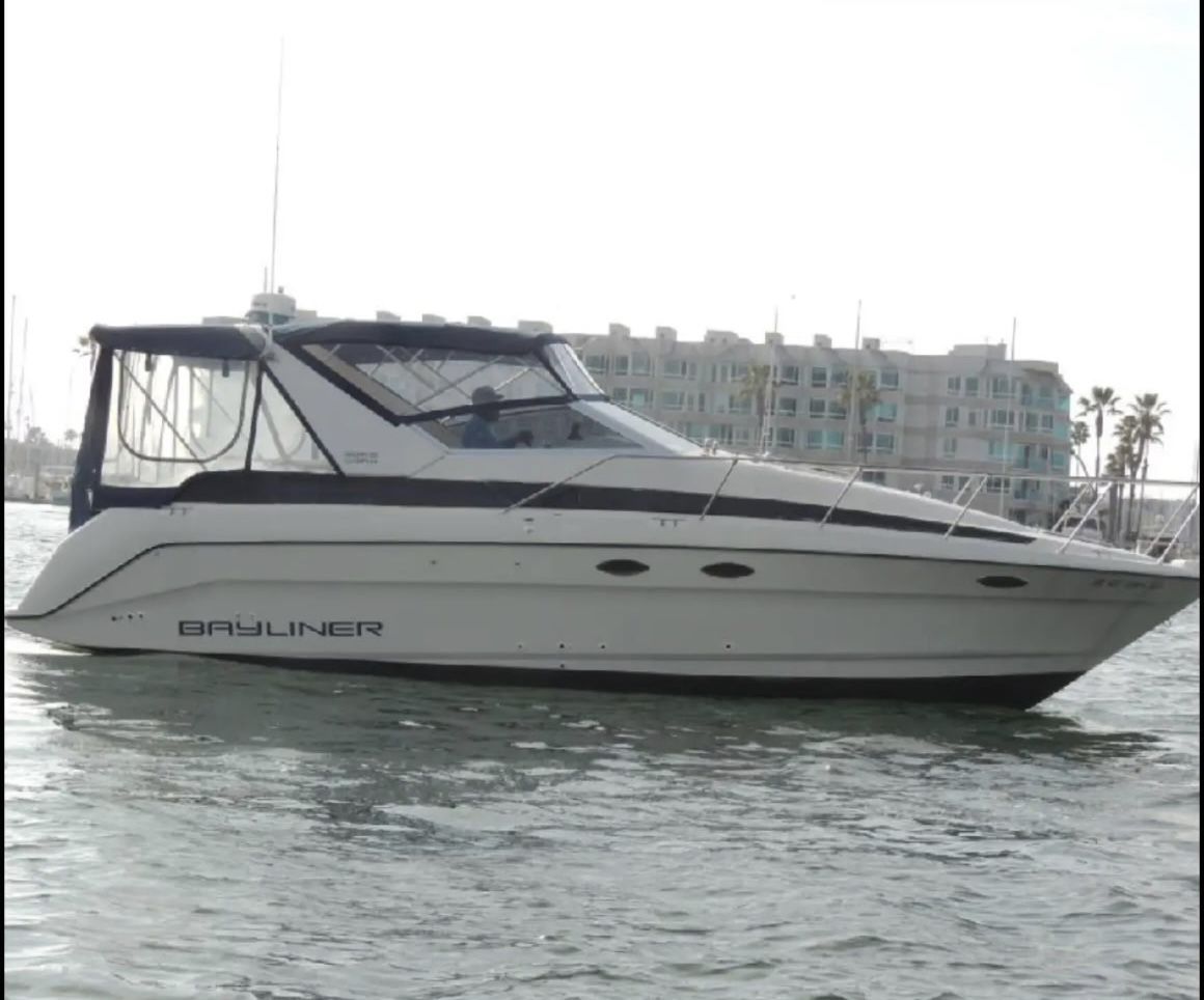 1993 Bayliner 3055 Cierra