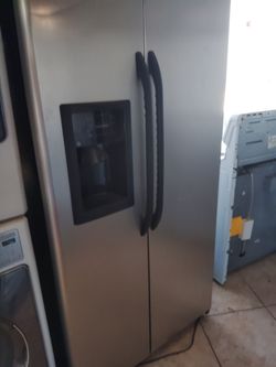Refrigerator works great