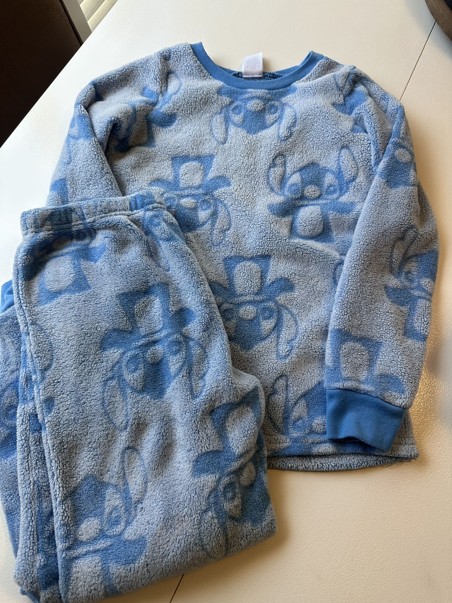 Girls Size 10 Stitch Pjs