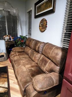 Recliner couch