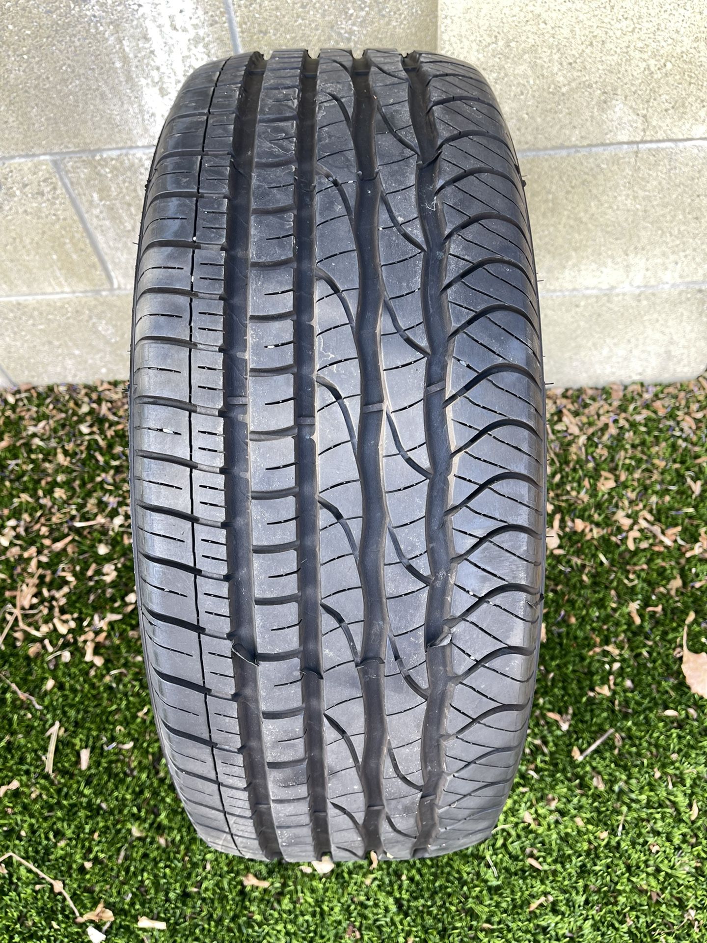Douglas Performance All-Season Tire 215/55R17 94V