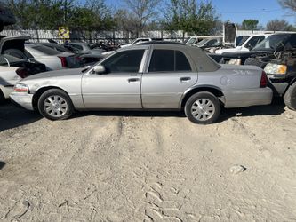 2004  Mercury Grand Marquis (FOR PARTS)