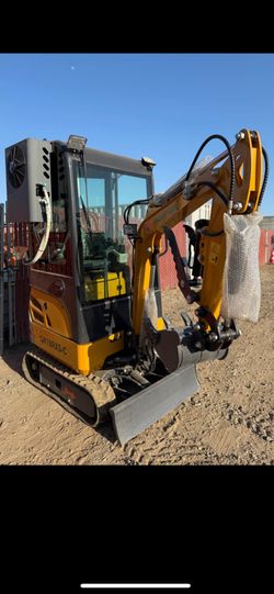 Mini Excavator 2025 AGT Q 18 R