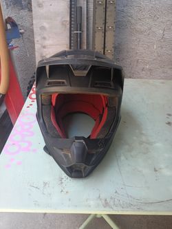Fox V1 helmet for adult size L