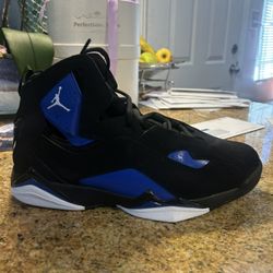 Jordan thrue light bk/royal brand new size 9.5 men