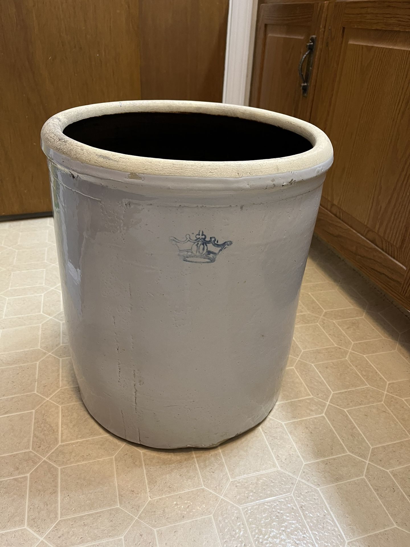 Antique 10 Gallon Crock