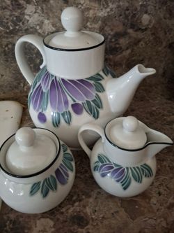 China Dansk, Eden, made in Portugal, 85 items + 10 matching napkin rings