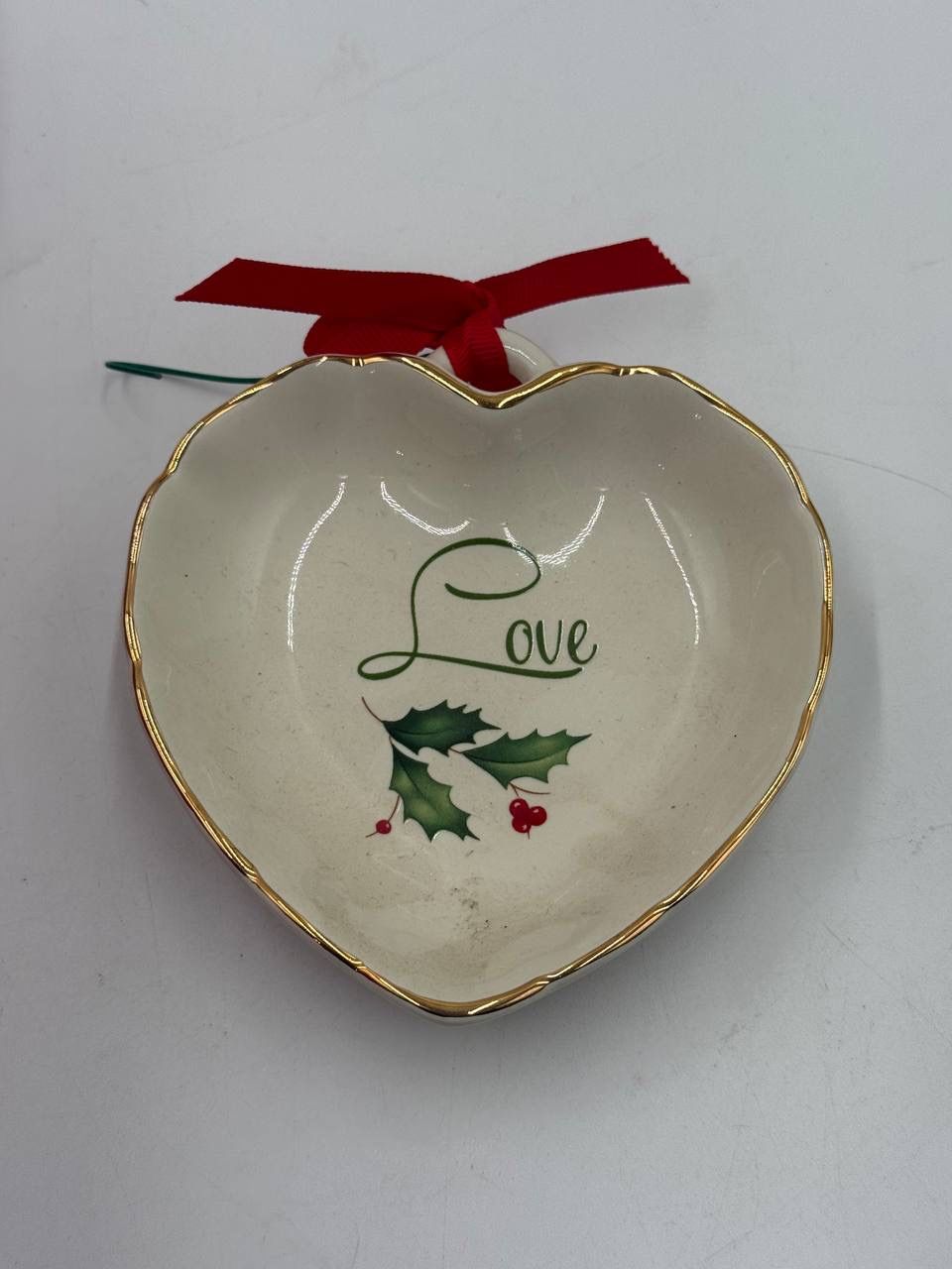 Lenox Holiday Christmas Sentiment Heart Candy Dish LOVE Holly Berry Gold Trim