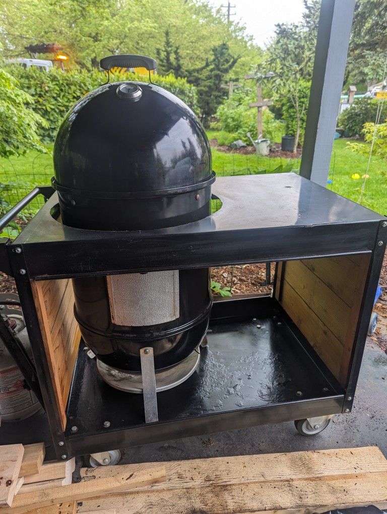 18" Weber Smokey Mountain w/ Mods and Cart