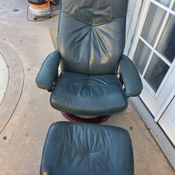 Mid Century Stressless Chair And