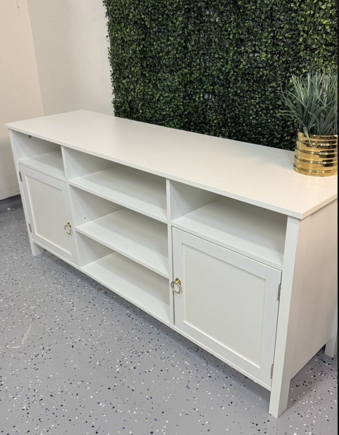 Black  & White Modern 55” Tv Stand 