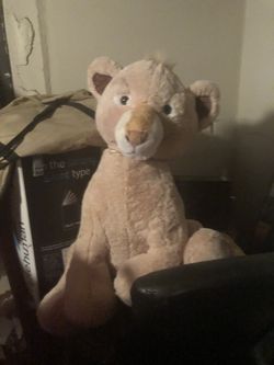 Huge lion stuffed animal