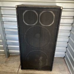 Peavey 3620 Bass Cabinet 2x18 + 2x10 – As Is / Untested