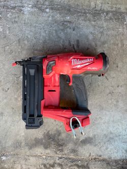 Brad nail gun 18ga Milwaukee