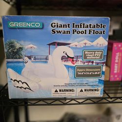 Greenco Giant Inflatable Swan Pool Float