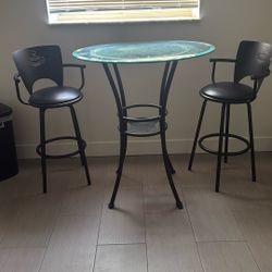 Kitchen Table And Chairs 