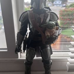 Mandalorian & Grogu Interactive Action Figure