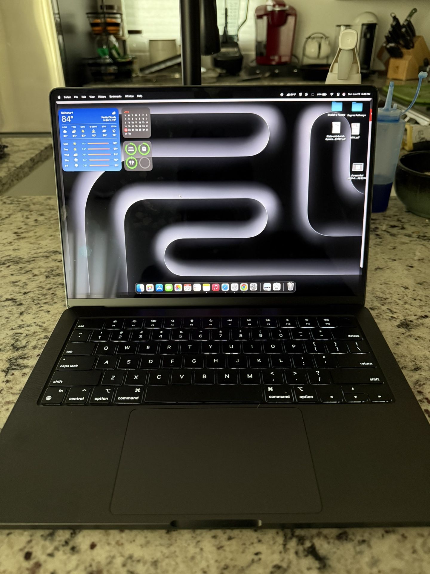 MacBook Pro 14” (M3 Pro, 1TB SSD, 16GB RAM, Late 2023) – Excellent Condition