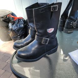 Red Wing Shoes Size 6.5