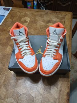 NIKE AIR JORDAN 1 MID SE