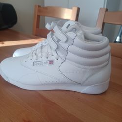 New Reebok Princess Women's 9.5 